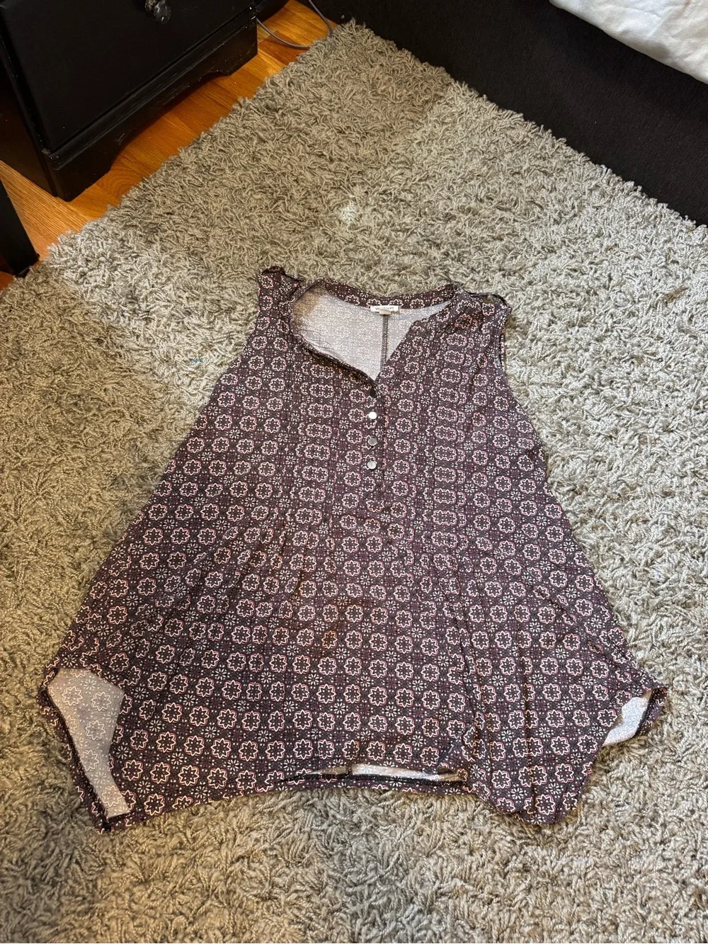 Tank Top - Picture 1 of 3